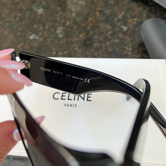 Oversized Celine Sunglasses - Picture 7 of 7